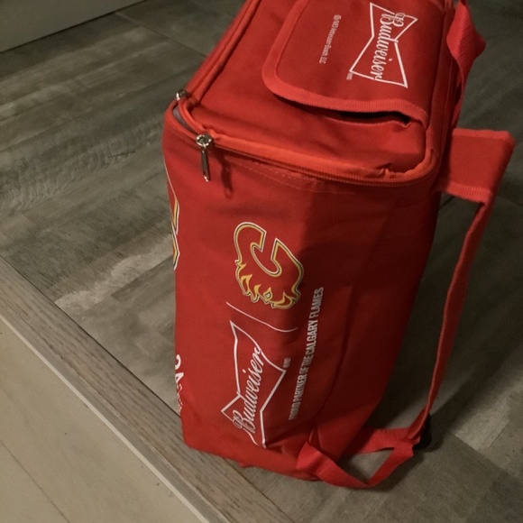 Budweiser Calgary Flames Cooler Backpack - Picture 2 of 4